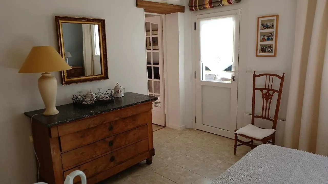 Bed and Breakfast La Criste Marine Groix 0*,  Francia